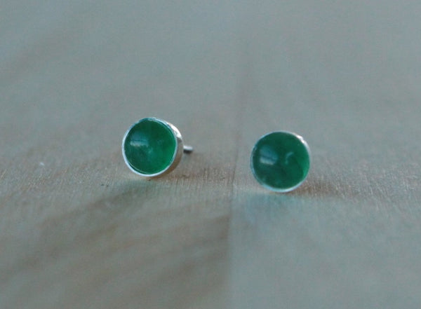 Emerald Bezel Gemstones, Med (Niobium or Titanium Post Earrings) - Pretty Sensitive Ears