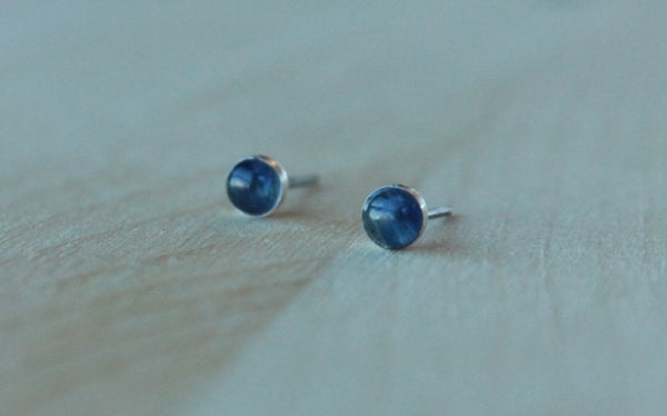 Sapphire Bezel Gemstones, Small (Niobium or Titanium Post Earrings) - Pretty Sensitive Ears