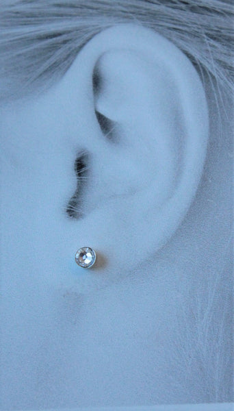 Clear Swarovski Crystal Bezels (Niobium / Titanium Post Earrings) - Pretty Sensitive Ears