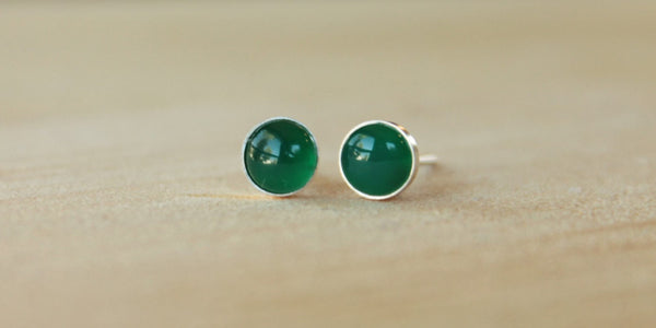 Green Onyx Bezel Gemstone, Large (Nickel Free Niobium or Titanium Post Earrings) - Pretty Sensitive Ears