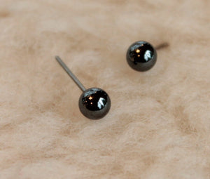 Hematite Gemstones, Med (Niobium, Titanium, or Surgical Steel Stud Earrings) - Pretty Sensitive Ears