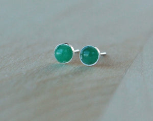 Emerald Bezel Gemstones, Small (Niobium or Titanium Post Earrings) - Pretty Sensitive Ears