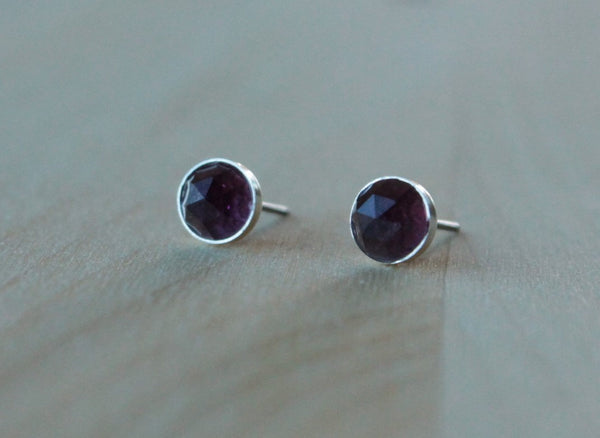 Rose Cut Rhodolite Garnet Bezel Gemstones, Large (Niobium or Titanium Post Earrings) - Pretty Sensitive Ears