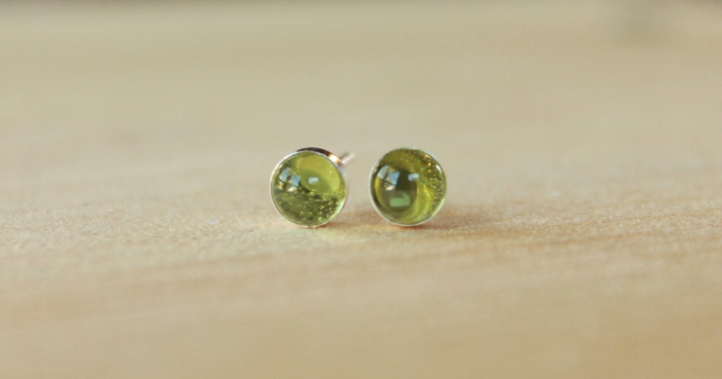 Peridot Bezel Gemstone, Med (Niobium or Titanium Post Earrings) - Pretty Sensitive Ears