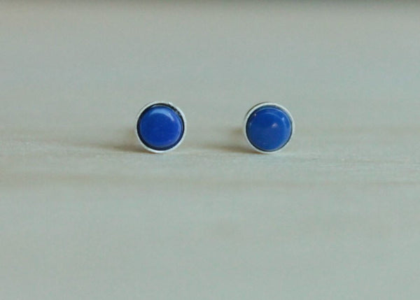 Lapis Lazuli Bezel Gemstone, Small (Niobium or Titanium Stud Earrings) - Pretty Sensitive Ears