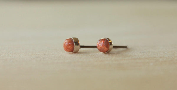 Sunstone Bezel Gemstones (Niobium or Titanium Stud Earrings) - Pretty Sensitive Ears