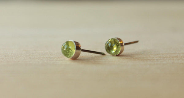 Peridot Bezel Gemstone, Med (Niobium or Titanium Post Earrings) - Pretty Sensitive Ears