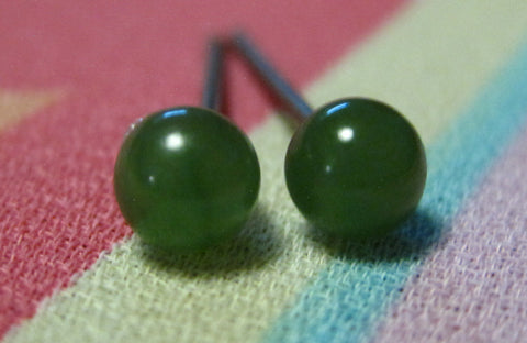 Nephrite Jade Gemstones, Small (Niobium, Titanium, or Surgical Steel Stud Earrings) - Pretty Sensitive Ears