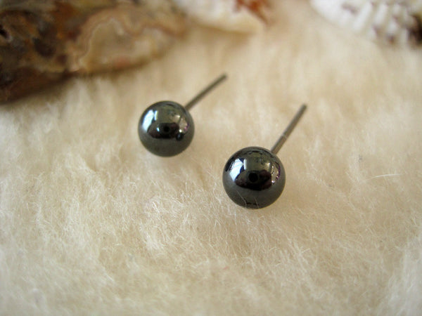 Hematite Gemstones, Large (Niobium, Titanium, Surgical Steel Stud Earrings) - Pretty Sensitive Ears
