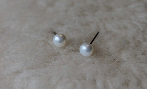 Classic Pearls, Extra Large (Niobium, Titanium, or Surgical Steel Post Earrings for Sensitive Ears) - Pretty Sensitive Ears